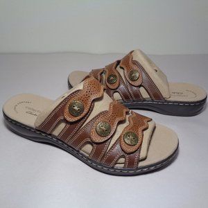 clarks womens sandals wide width